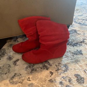 Steve Madden red ankle boots